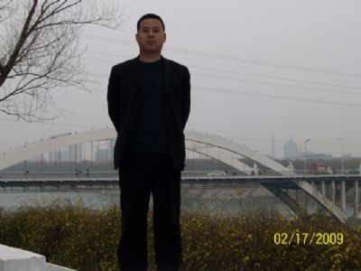 容纳你的第三张照片--漯河交友中心